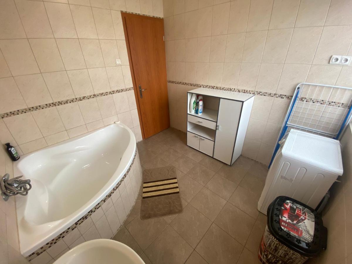 Hajdúszoboszló Thermal Apartman מראה חיצוני תמונה
