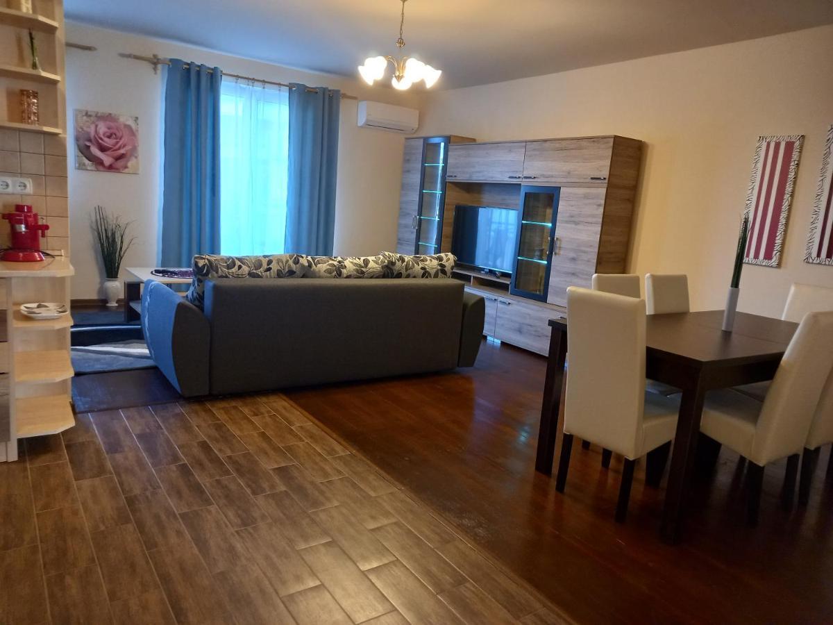 Hajdúszoboszló Thermal Apartman מראה חיצוני תמונה